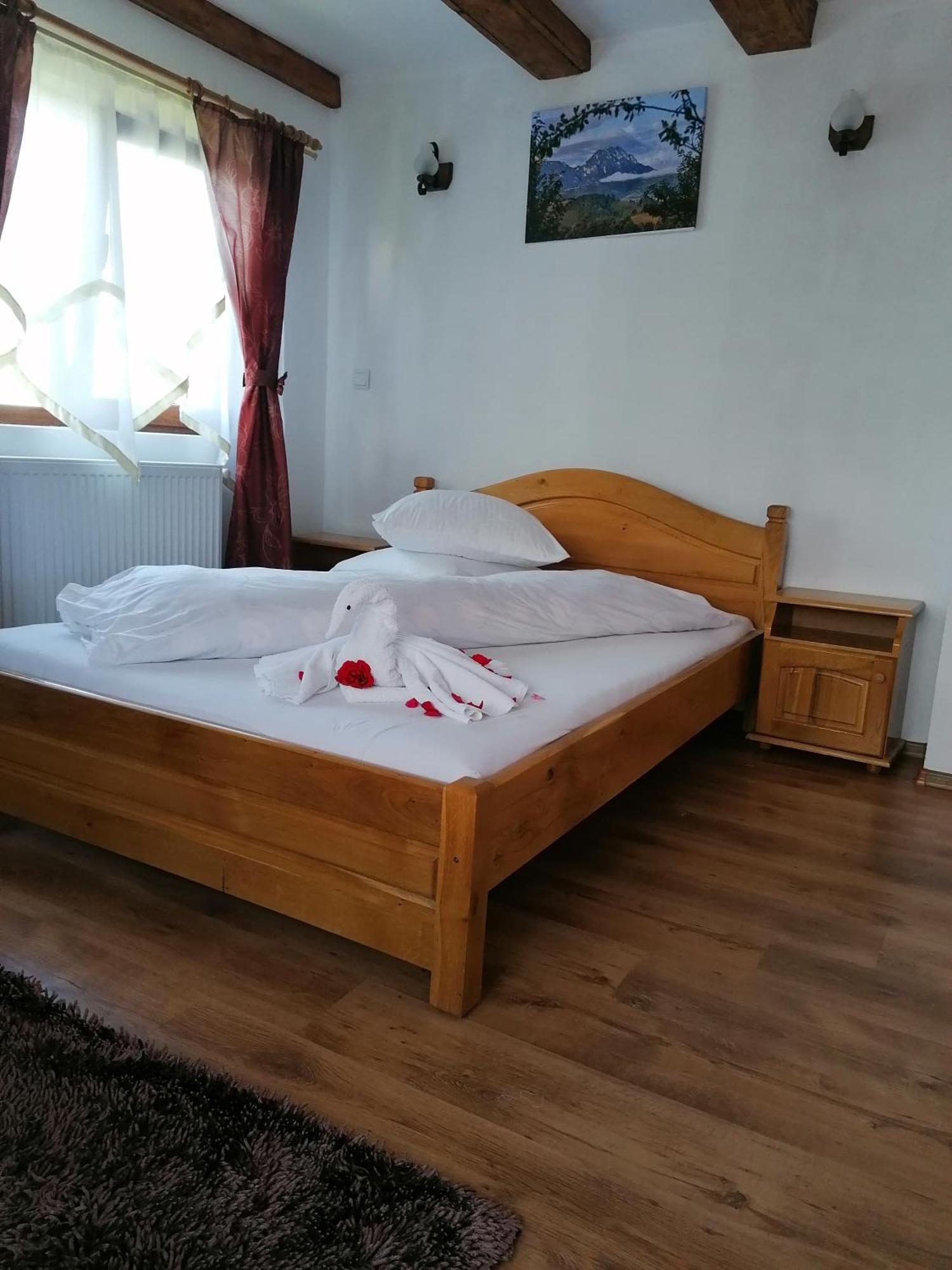 Hotel Casa Cristalul Muntilor Poiana Mărului Zimmer foto