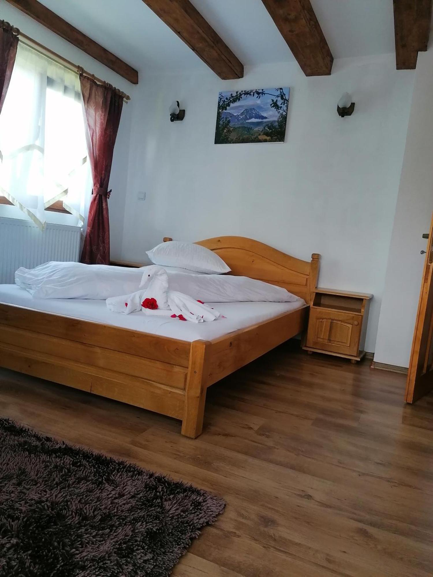 Hotel Casa Cristalul Muntilor Poiana Mărului Zimmer foto